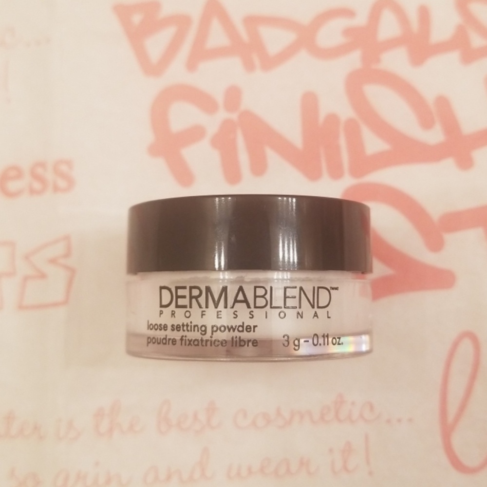 $2.50 dermablend loose setting powder